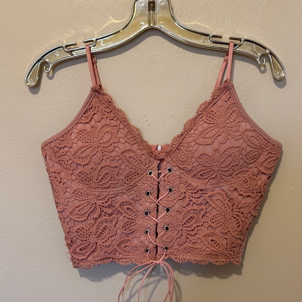 ROMWE Dusty Pink Lace-Up Crop Top